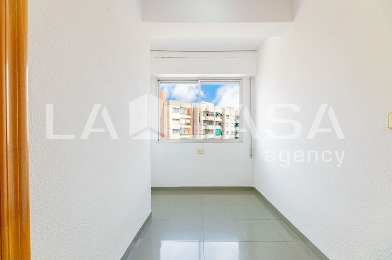 Foto 99361f7c-40d8-44ff-a226-8431a33676c5. Pis a L´Amistat Valencia