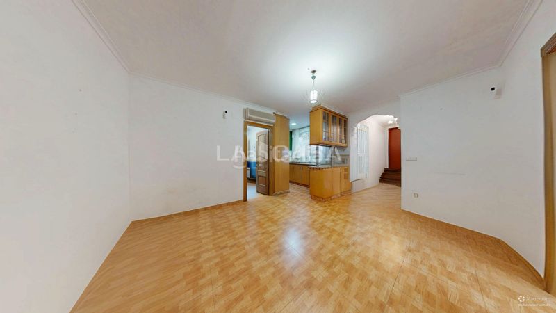 Foto dfe3273c-4011-4b92-abd1-1bc73ad55ce2. Pis a Torrefiel Valencia