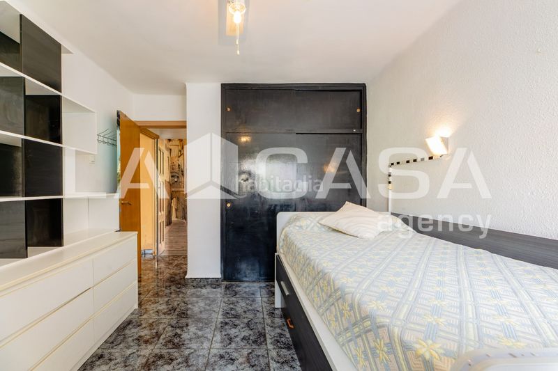 Foto 0d0e4d4f-f08c-404a-ba50-f6fd716bcacd. Pis a Penya-Roja - Avda. Francia Valencia