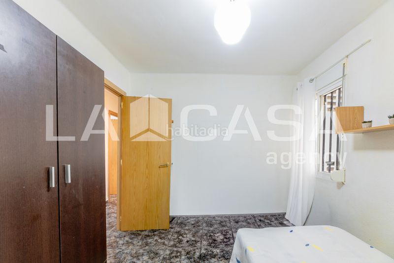 Foto f8d63822-be7c-477c-aa19-aa443d0803c6. Pis a Penya-Roja - Avda. Francia Valencia