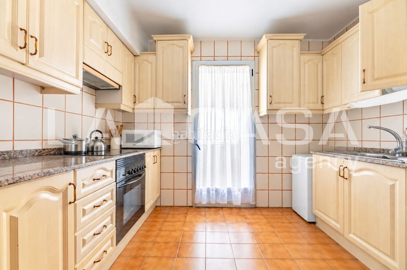 Foto ee997f3f-8dcb-451a-a4ad-92b6049c8f5e. Pis a Trinitat Valencia