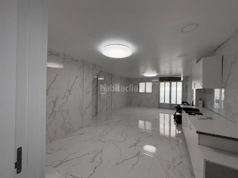 Foto 8bf6a05f-4dca-4b2b-97ce-d06a4d98c2ce. Semi detached house in Rafelbunyol