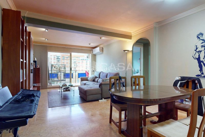 Foto f3edeff7-49b5-4702-8d16-a932fa541960. Pis a Aiora Valencia