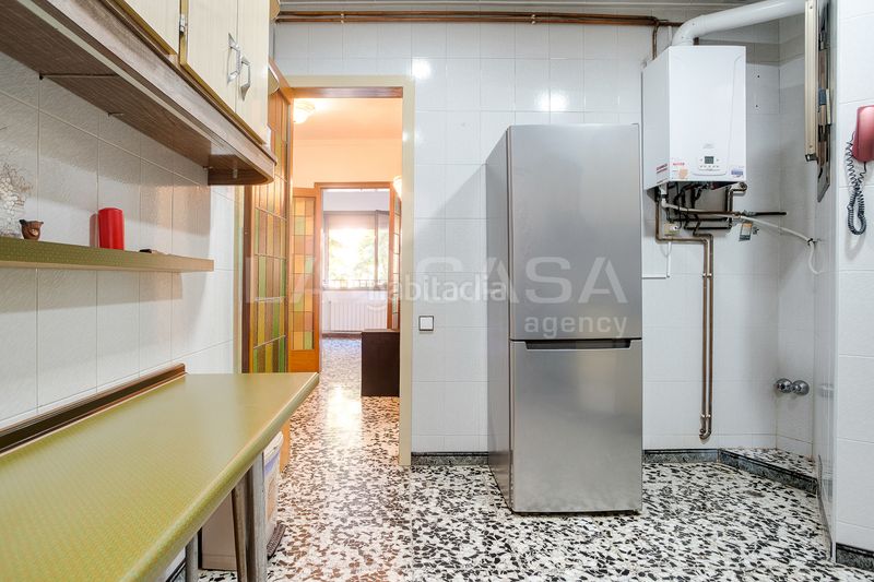 Foto c1fc5963-a706-4bb8-83e1-19b3e04cb3f5. Piso en Beteró Valencia