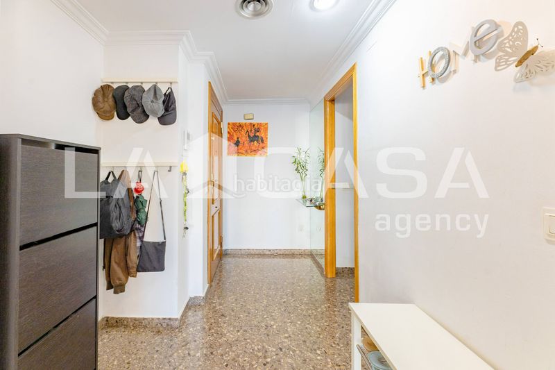Foto 175fe565-6f63-4348-a333-443f5a8149a1. Pis amb aparcament a Trinitat Valencia