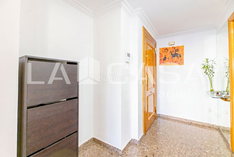 Foto c1d65680-420d-4511-846b-553421721600. Pis amb aparcament a Trinitat Valencia