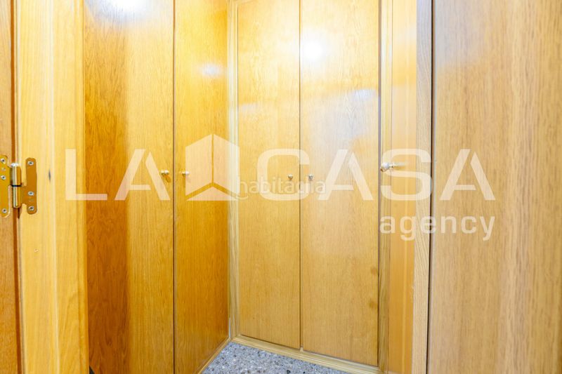 Foto d7034c3d-f647-4d13-829f-0ec10e1e5d1f. Pis amb aparcament a Trinitat Valencia