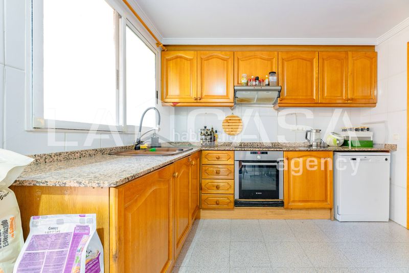 Foto f0ab675e-3128-4756-817e-36c3d556fec6. Pis amb aparcament a Trinitat Valencia