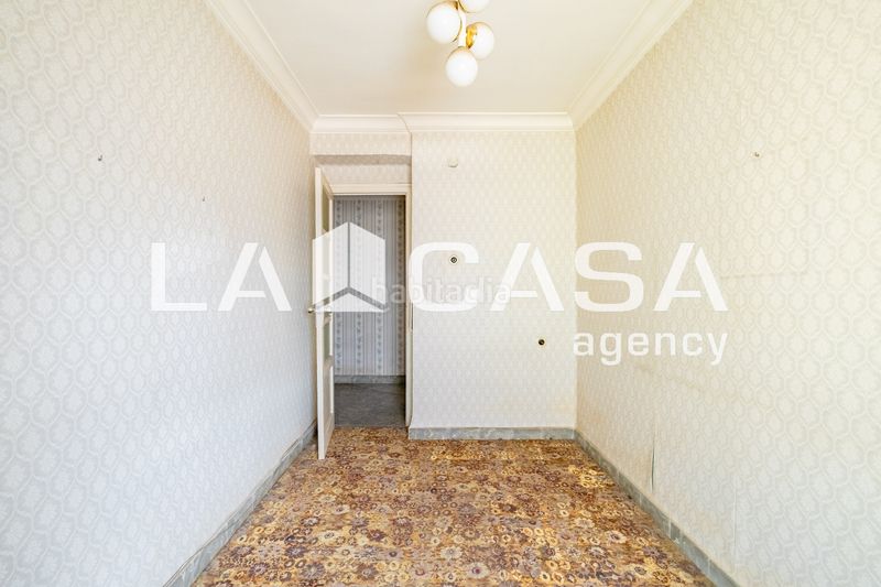 Foto a59f3d05-d4c1-4f06-8f49-c2fd59a28581. Pis a Trinitat Valencia