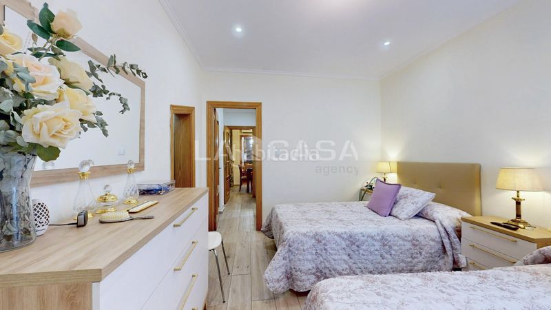 Foto 0df35182-caee-4492-9485-21b045d4f428. Casa adossada a El Cabanyal-El Canyamelar Valencia