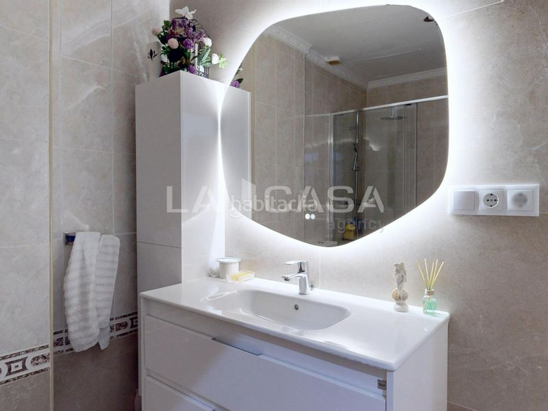 Foto 31d7194b-b6b3-4ffb-9c63-6069c978307d. Casa adossada a El Cabanyal-El Canyamelar Valencia