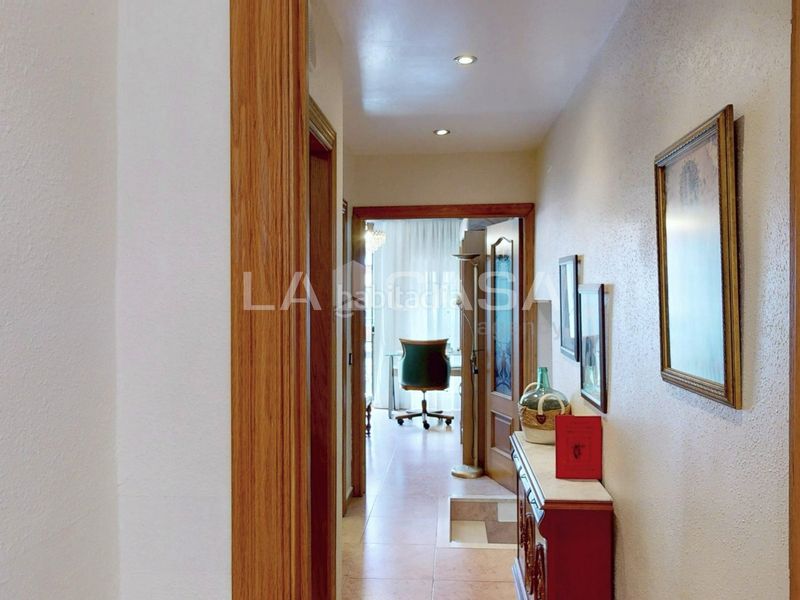 Foto 59d24b3c-3313-44d6-bdae-d1721d40281d. Casa adossada a El Cabanyal-El Canyamelar Valencia