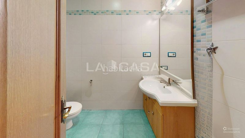 Foto 89a536a8-3080-4259-9b3c-863896c9af99. Casa adossada a El Cabanyal-El Canyamelar Valencia