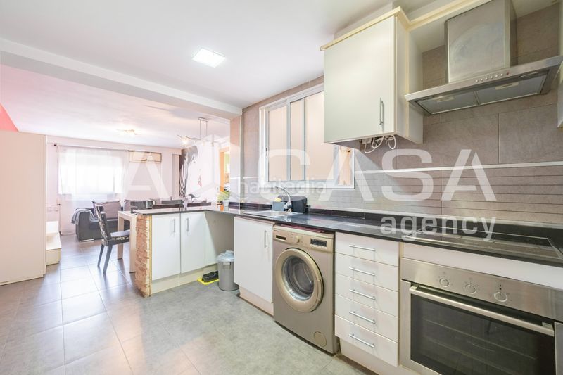 Foto b6836a1e-3cb1-494c-810f-1718364791d5. Piso reformado | 3 dormitorios | balcón | exterior | muy luminoso en Paiporta
