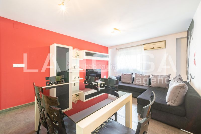 Foto b8804221-3c29-4e90-9b8b-071bf0583496. Piso reformado | 3 dormitorios | balcón | exterior | muy luminoso en Paiporta