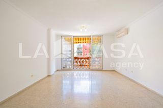 Flat  Carrer del doctor manuel candela. Piso en venta en manuel candela