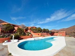 Masia a Betancuria. Cortijo en fuerteventura con 9 viviendas y mucho terreno
