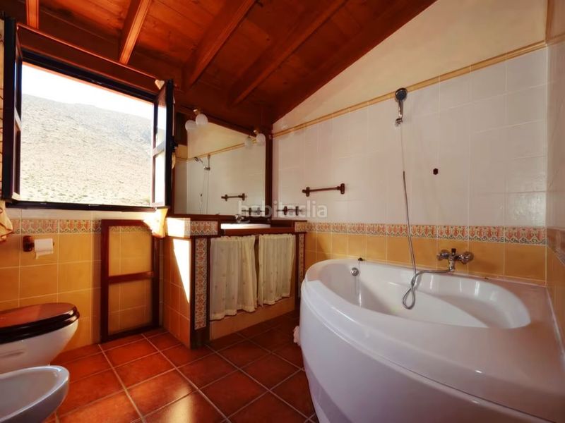 Foto 8c34578b-781c-48e7-a6c2-59100ef88666. Masia amb piscina a Betancuria