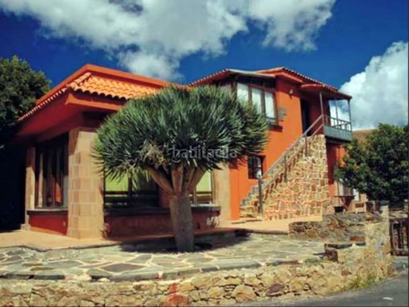 Foto a17ec903-3fc5-421b-b346-12c27305c425. Masia amb piscina a Betancuria