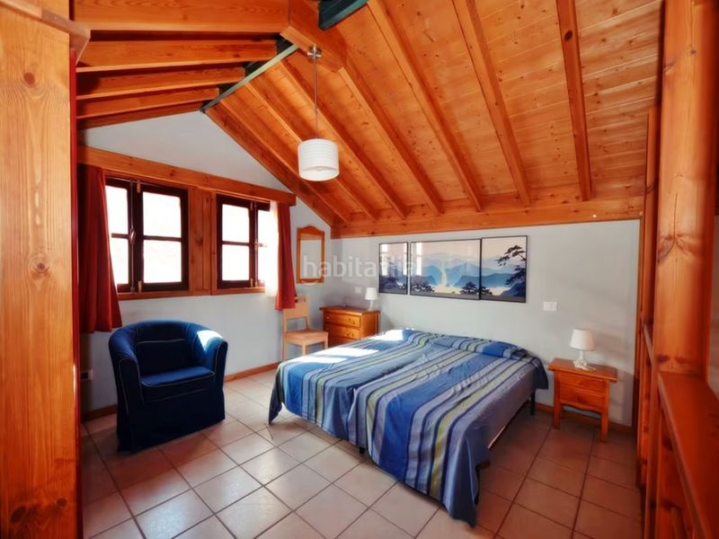 Foto cfba239e-e7ec-434a-abe1-77aa519a109f. Masia amb piscina a Betancuria