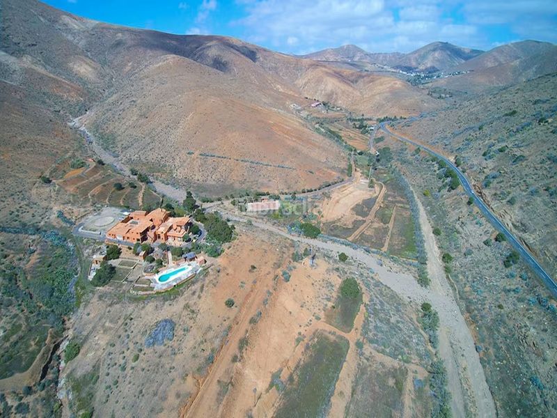 Foto e5e3fe63-239d-42d9-a031-2a755afcb3ca. Masia amb piscina a Betancuria