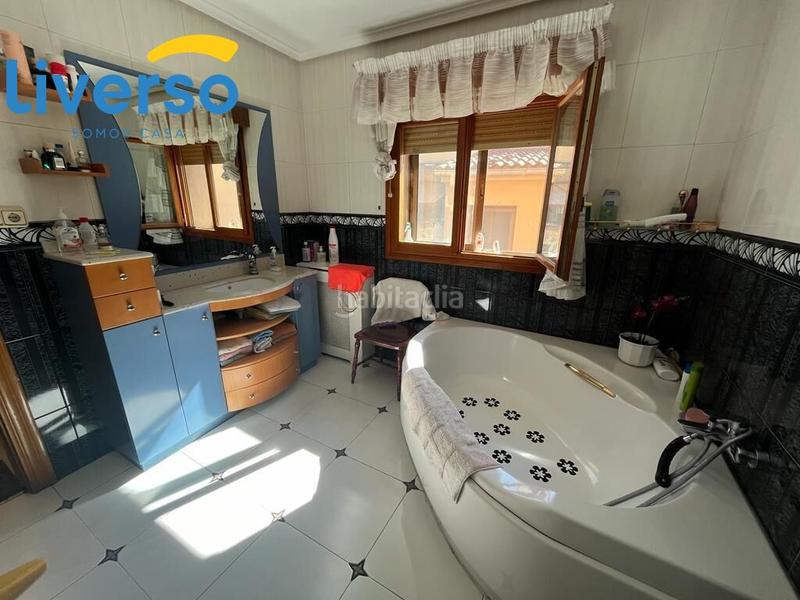 Foto bba3bd96-8e03-42b0-84ed-93d52df052e2. Casa adossada amb calefacció aparcament a Tardajos