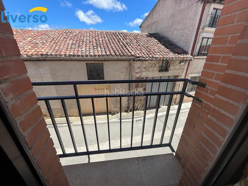 Foto 57695657-9c5b-4761-93ed-73128316780b. Casa con riscaldamento parcheggio in Ibeas de Juarros