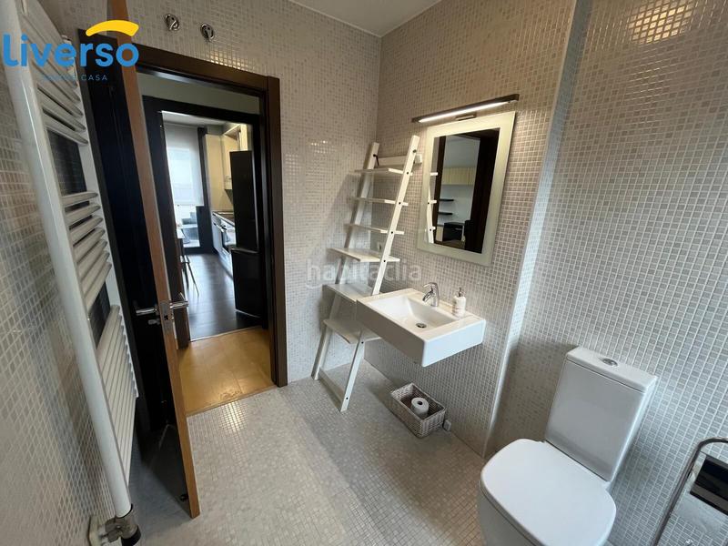 Foto a639cc8d-59a5-4e8a-94f4-695748ad3cef. Alquiler ático apartamento con terraza y piscina en la cellophane desde 850 mes en Burgos