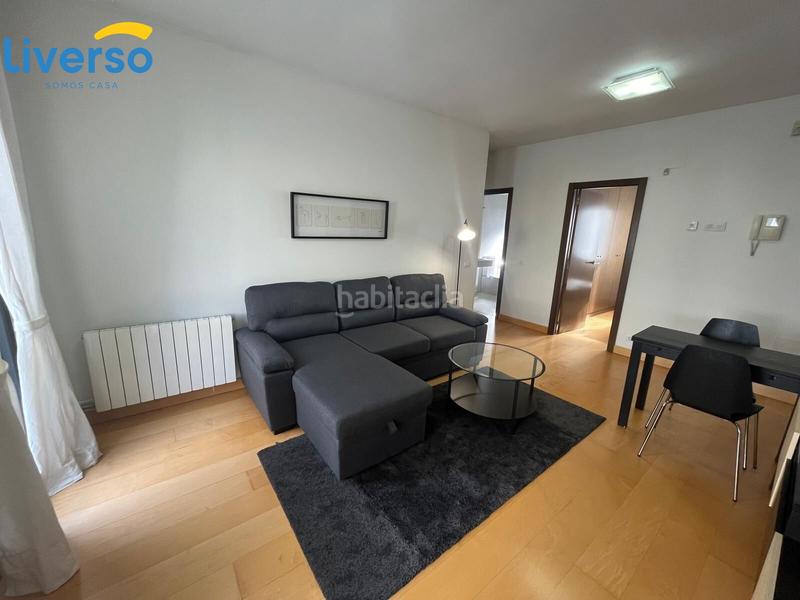 Foto b656f9a3-d387-47ec-b791-af6399d9cad6. Rent penthouse with heating parking pool in Universidad - Las Huelgas Burgos