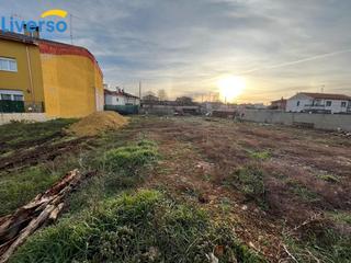 Terrain résidentiel  Calle vivar. Terreno urbano edificable para adosados de 2 plantas  buhardilla