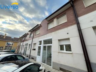 Casa adossada  Del fresno. Adosado en villatoro, a 7 min de burgos  listo para entrar a viv