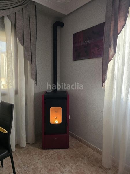 Foto f8f1aed6-c824-44cb-a5d4-5eb853aed407. Location chalet avec chauffage parking dans Arcos
