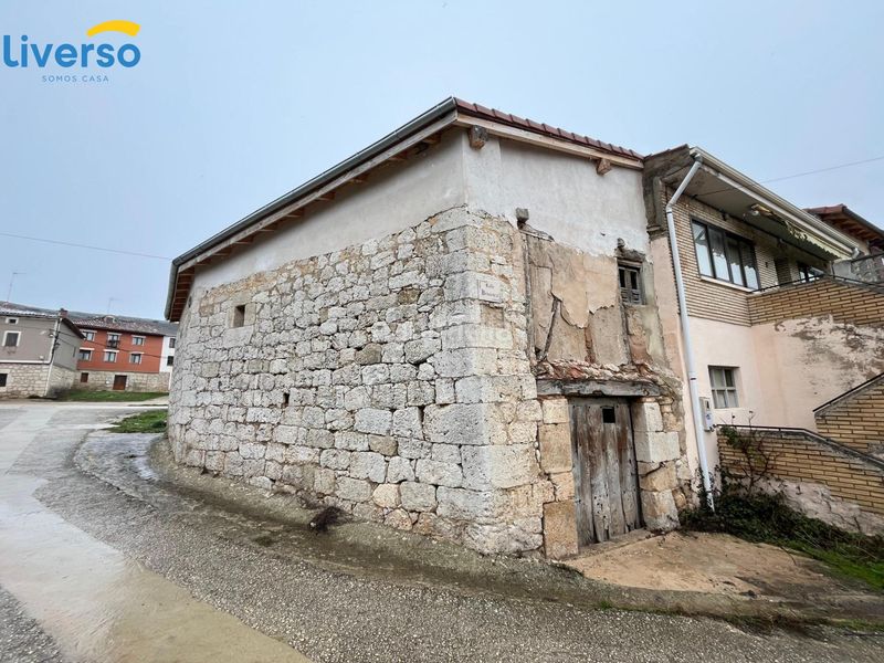 Foto a218a725-11ba-4128-b008-3b3c5e5bb362. Masia a calle briviesca 3 a Quintanavides