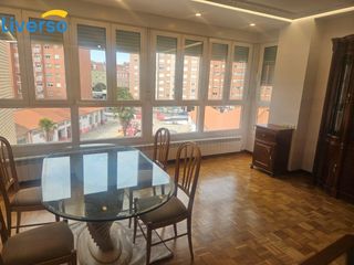 Affitto Appartamento in San Agustín - Parque Europa. Amplio piso en alquiler en la zona sur de burgos. ideal para est