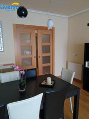 Location Appartement à Universidad - Las Huelgas. Amplio y luminoso piso en alquiler en las huelgas