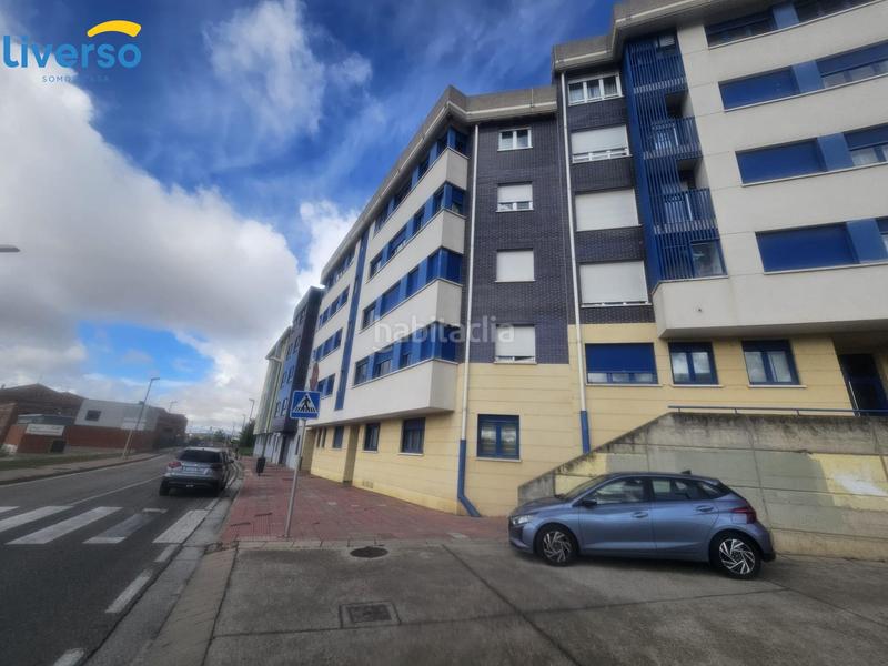 Foto 77b5217e-cc10-49ad-afa7-106c2a2febb3. Pis amb aparcament a Barriada de Yagüe Burgos