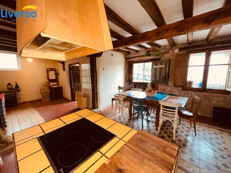 Foto 6a2406ab-e923-44d6-87ff-fbc5253fbefa. Casa a Revillarruz