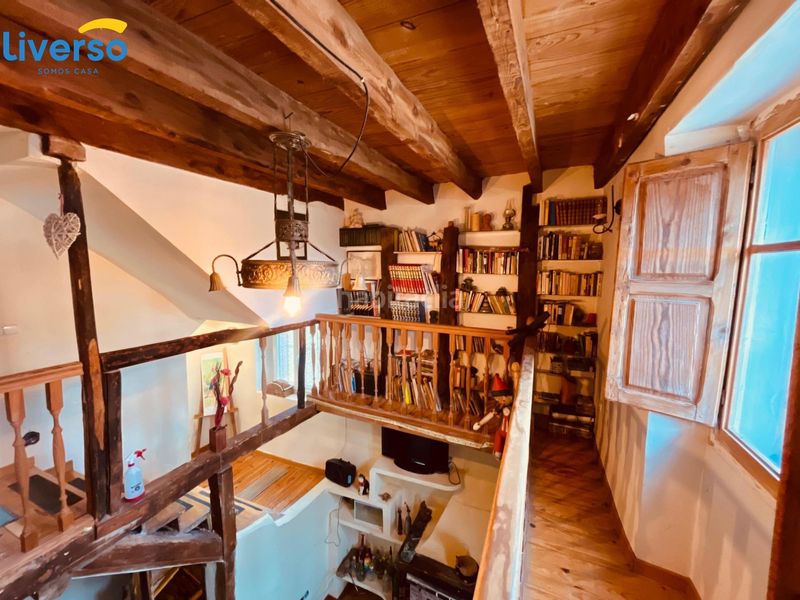 Foto 9495374f-f0f5-45d8-8812-d5d59099bc6f. Casa a Revillarruz