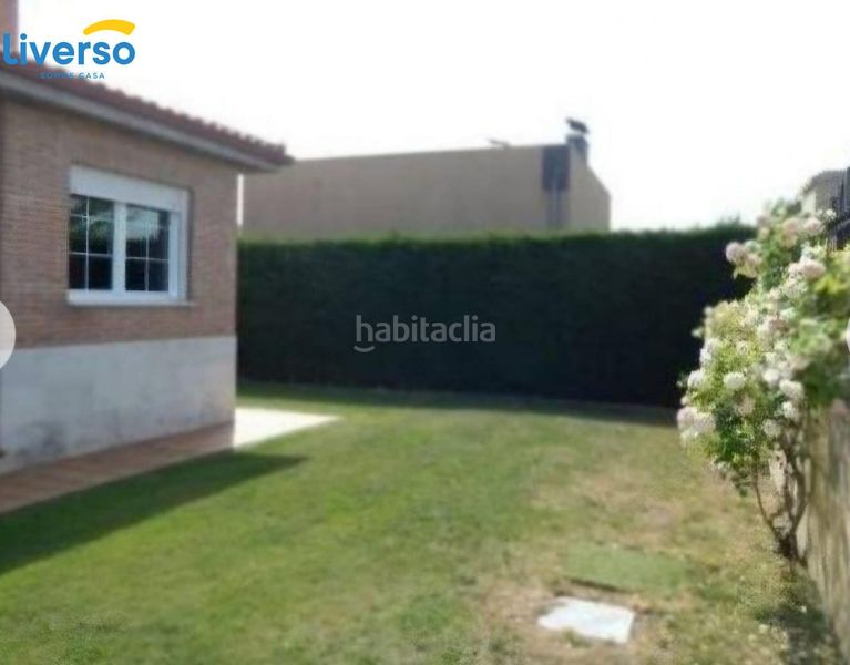 Foto b9a94df7-ef61-4cdf-8fc3-59890439374d. Chalet with heating pool in Castrillo del Val