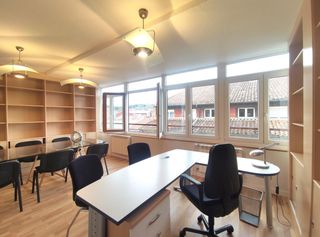 Miete Büro  Calle vitoria. Moderna oficina en el corazón de burgos  ideal para profesionale