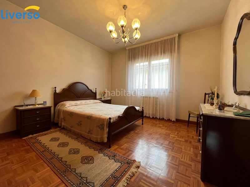 Foto 2a8d810a-21bf-420f-9ffc-bbd3911a50cc. Casa amb aparcament a Grisaleña