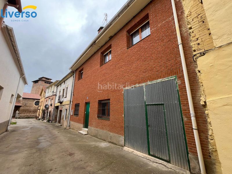 Foto 48bee516-f82d-4705-bd35-f6164a3bb09b. Casa amb aparcament a Grisaleña