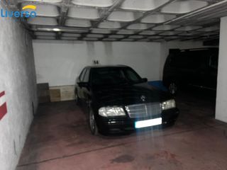Miete Autoparkplatz  Avenida avenida reyes católicos. Garaje doble en reyes católicos  ideal 2 coches