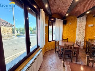 Casa  Calle benito del castillo (arla. Casa con barasador y vivienda independiente en arlanzón  gran op