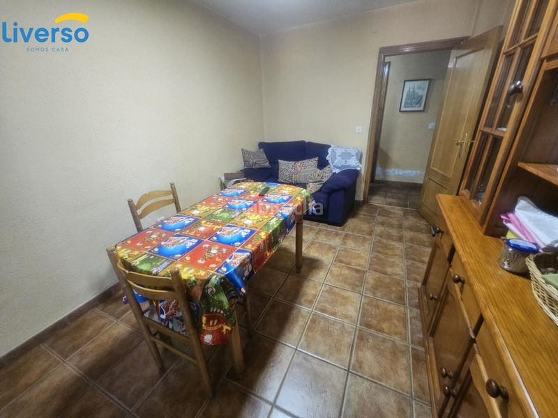 Foto eb15cb9a-2e3a-45a4-90eb-5f061b5556dd. Casa amb calefacció a Villafría - La Ventilla - Castañares Burgos
