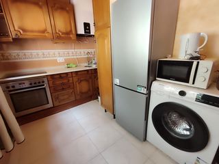 Miete Haus in San Julián - Barriada de Cortes. Alquiler de estudio en burgos zona sur
