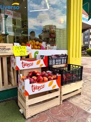 Traspàs Local Comercial a Avenida reyes catolicos 14. Traspaso de frutería rentable en pleno reyes católicos