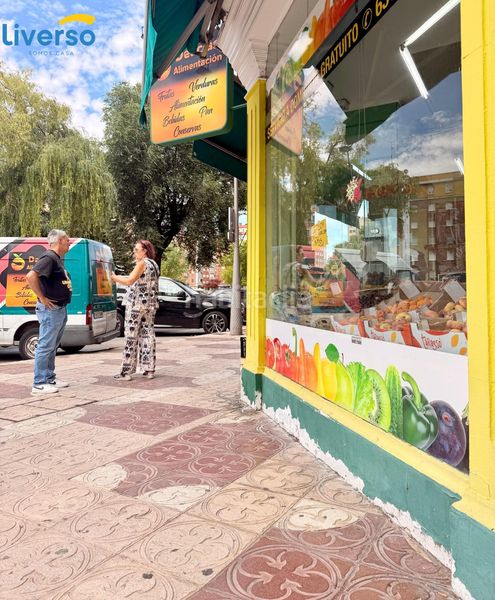 Foto dbe9edd5-eb1c-4735-b292-fc16866990f5. Traspàs local comercial a avenida reyes catolicos 14 a Burgos