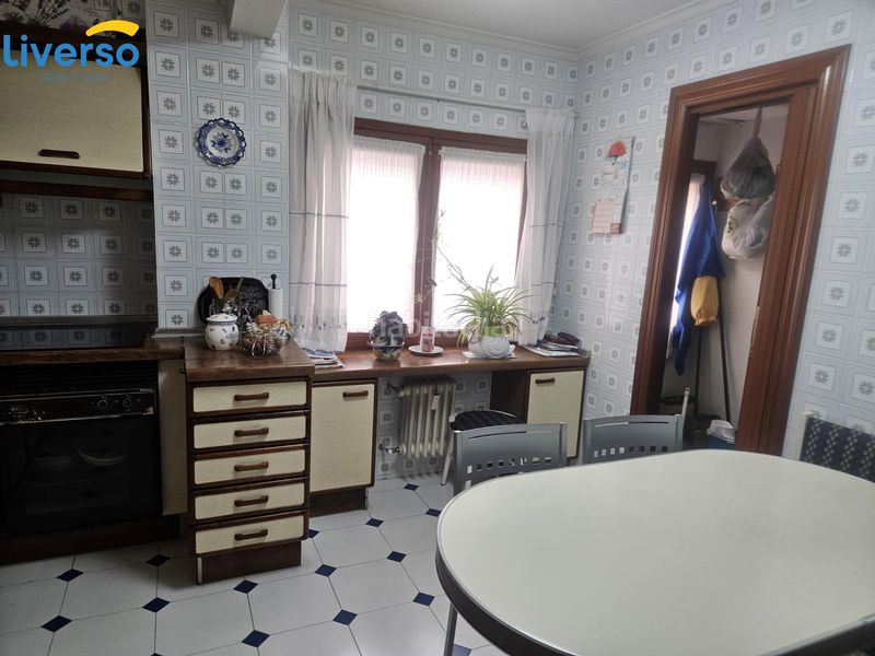 Foto f635c3cf-410f-46f8-b90c-769aa81516e7. Flat with heating in Los Vadillos - R. Sanitaria - Pozanos Burgos