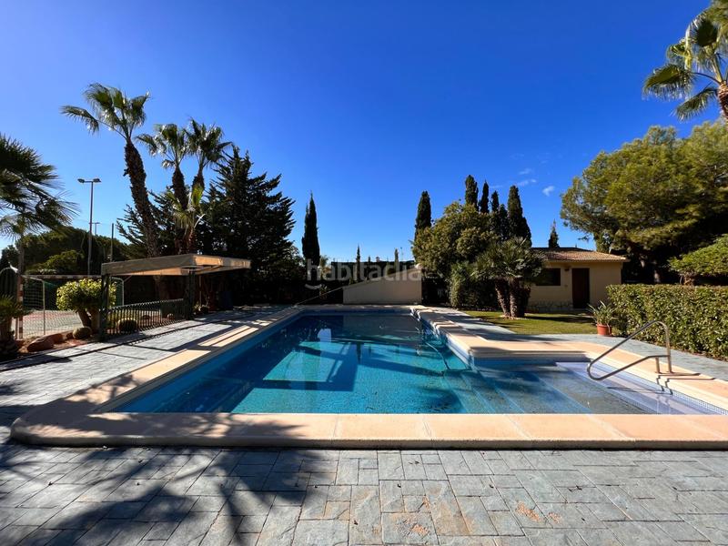 Foto 22b9265f-c40f-46fa-9224-4d2135aec5e2. Chalet avec chauffage piscine dans Perleta - Maitino Elche / Elx